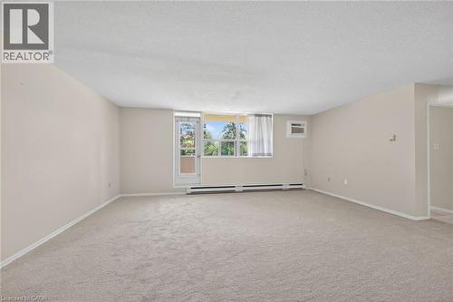 700 Dynes Road Unit# 101, Burlington, ON - Indoor Photo Showing Other Room