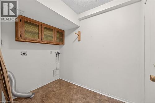 700 Dynes Road Unit# 101, Burlington, ON - Indoor Photo Showing Other Room