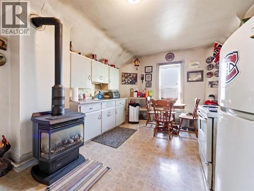 394 Palmerston Street South, Sarnia, ON - Indoor