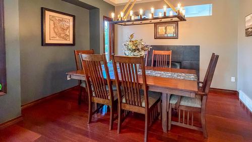1608 1St Avenue, Cranbrook, BC - Indoor Photo Showing Dining Room