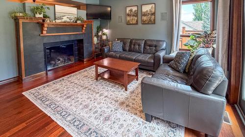 1608 1St Avenue, Cranbrook, BC - Indoor Photo Showing Living Room With Fireplace