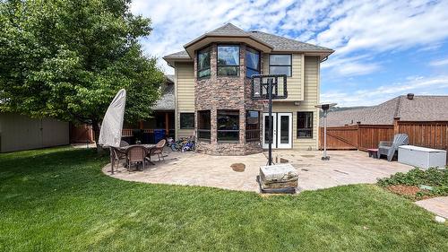 1608 1St Avenue, Cranbrook, BC - Outdoor