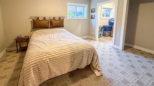 1608 1St Avenue, Cranbrook, BC - Indoor Photo Showing Bedroom