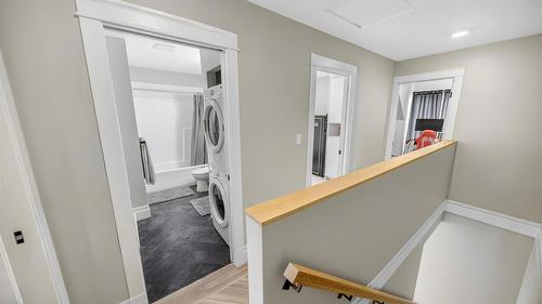 208-1004 23Rd Avenue, Cranbrook, BC - Indoor Photo Showing Other Room