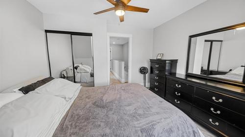 208-1004 23Rd Avenue, Cranbrook, BC - Indoor Photo Showing Bedroom