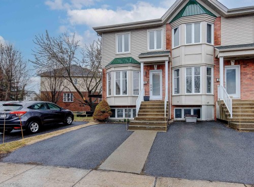 657 Rue Le Moyne  Saint-Jean-Sur-Richelieu, QC J3A 1Z1