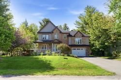 875 Rue St-Vincent Saint-Jérôme, QC J5L 0A6