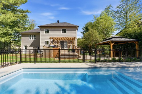 Face arrière - 875 Rue St-Vincent, Saint-Jérôme, QC - Outdoor With In Ground Pool With Backyard