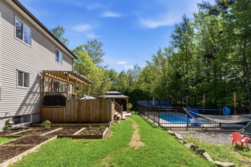 Cour - 875 Rue St-Vincent, Saint-Jérôme, QC - Outdoor