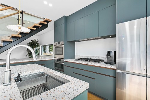 Cuisine - 94 Av. Palmer, Otter Lake, QC - Indoor Photo Showing Kitchen