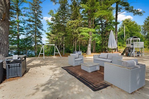 Cour - 94 Av. Palmer, Otter Lake, QC - Outdoor With Deck Patio Veranda