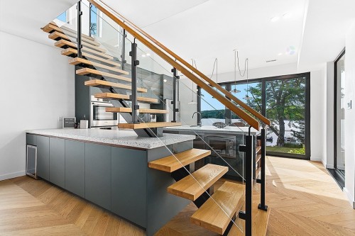Escalier - 94 Av. Palmer, Otter Lake, QC - Indoor