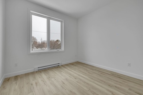 Chambre à coucher - 1058 Rue Gabriel-Dumont, Québec (Sainte-Foy/Sillery/Cap-Rouge), QC - Indoor Photo Showing Other Room