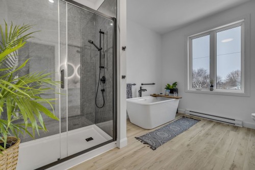 Salle de bains - 1060 Rue Gabriel-Dumont, Québec (Sainte-Foy/Sillery/Cap-Rouge), QC - Indoor Photo Showing Bathroom
