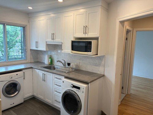 Kitchen - 2-7728 Av. De L'Épée, Montréal (Villeray/Saint-Michel/Parc-Extension), QC - Indoor Photo Showing Laundry Room