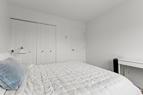 Bedroom - 5-921 Boul. St-René O., Gatineau (Gatineau), QC - Indoor Photo Showing Bedroom