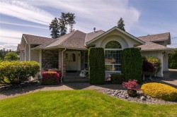 6446 Diana Dr Duncan, BC V9L 5V1