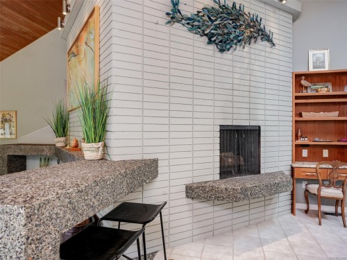 596 Towner Rd, North Saanich, BC 
