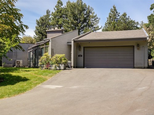 596 Towner Rd, North Saanich, BC 