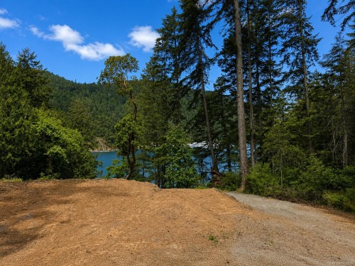 1731 Emerald Rd, Langford, BC 