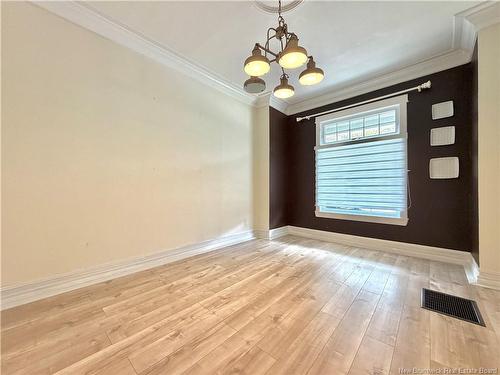 315 St John St, Bathurst, NB 