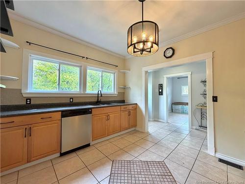 315 St John St, Bathurst, NB 