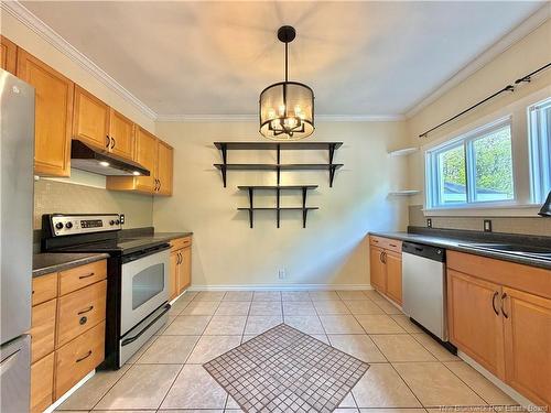 315 St John St, Bathurst, NB 