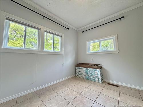 315 St John St, Bathurst, NB 