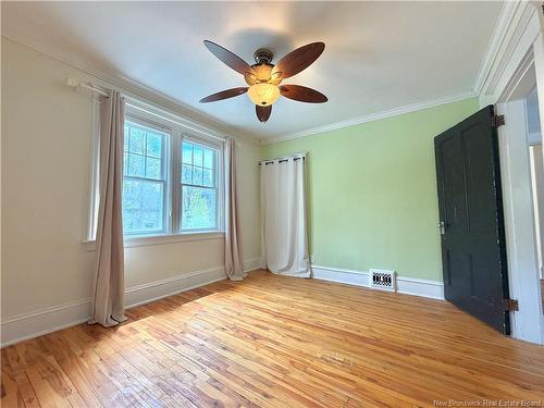 315 St John St, Bathurst, NB 