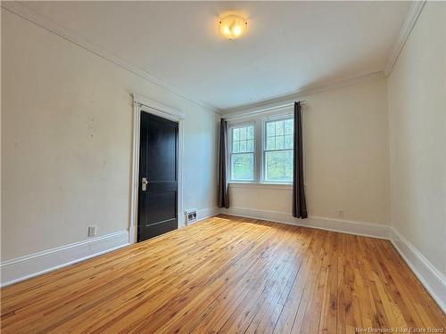315 St John St, Bathurst, NB 
