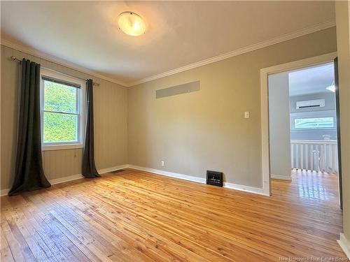 315 St John St, Bathurst, NB 