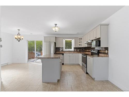 899 Bernard St, Dieppe, NB 