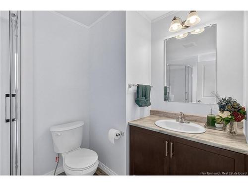 19 Bentley Ave, Moncton, NB 