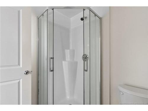 19 Bentley Ave, Moncton, NB 
