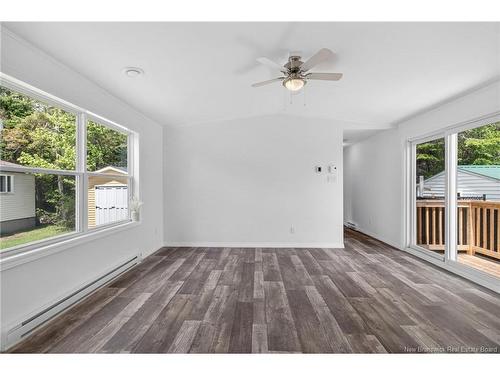 19 Bentley Ave, Moncton, NB 