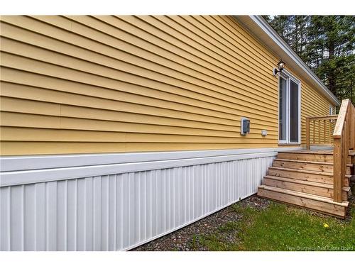 19 Bentley Ave, Moncton, NB 