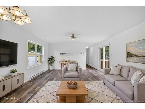 19 Bentley Ave, Moncton, NB 
