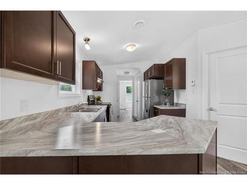 19 Bentley Ave, Moncton, NB 