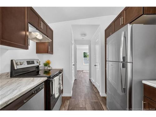 19 Bentley Ave, Moncton, NB 