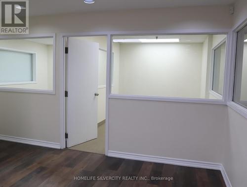 7461 Pacific Circle, Mississauga, ON 
