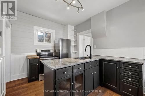 457 Bolivar Street, Peterborough, ON - Indoor Photo Showing Kitchen