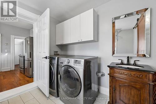 457 Bolivar Street, Peterborough, ON - Indoor Photo Showing Laundry Room