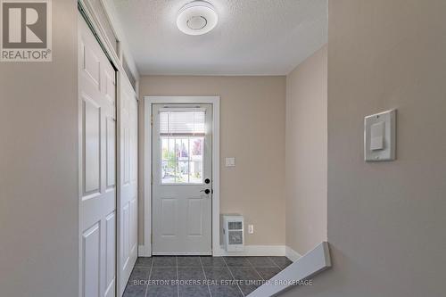 11 - 316 Forsyth Street, Gananoque, ON - Indoor Photo Showing Other Room