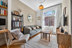 3437 Rue Dorion Montréal (Le Plateau-Mont-Royal), QC H2K 4B7