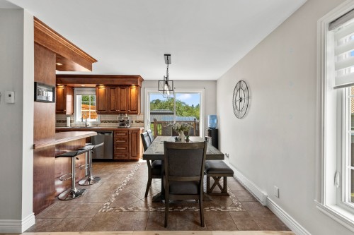 Salle à manger - 2895 Rue Ste-Anne, Sainte-Justine-De-Newton, QC - Indoor