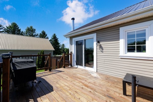 Extérieur - 2895 Rue Ste-Anne, Sainte-Justine-De-Newton, QC - Outdoor With Deck Patio Veranda With Exterior