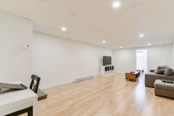 Family Room - 