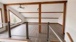 Mezzanine - 