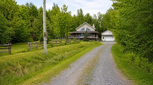 Vue d'ensemble - 624 Ch. St-Pierre, Saint-Claude, QC - Outdoor