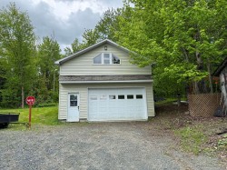Garage - 